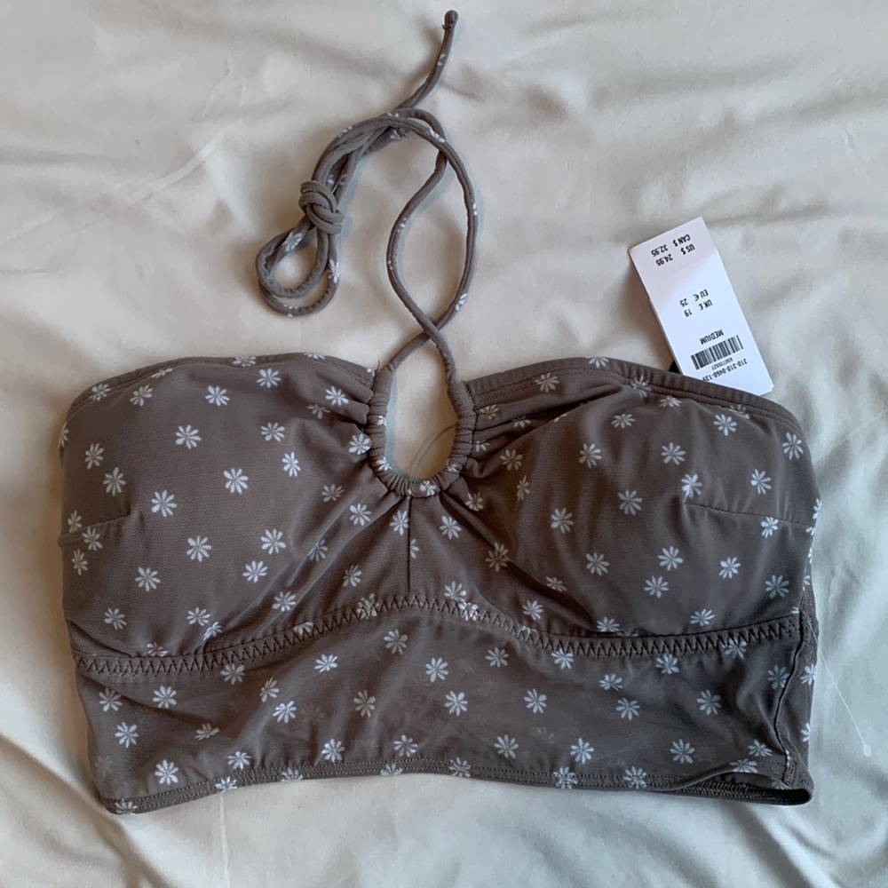 Gilly Hicks Convertible Mesh Daisy Bralette Halter Top